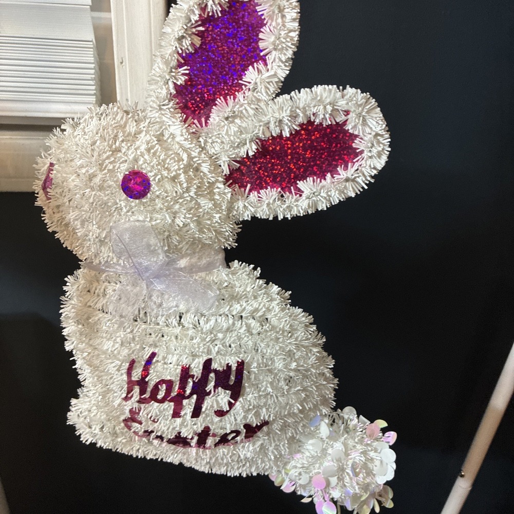 Easter Bunny Rabbit White Blue Tinsel Wall Door Hanging New Decor tinsel sitting